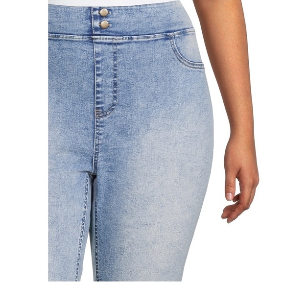 TERRA & SKY Plus Size High Rise Stretch Skinny Jeans Pull On Style Light Wash - Picture 2 of 7